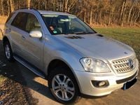 Gebraucht Mercedes ML350 272 PS (200 kW) 2005 Silber metallic SUV