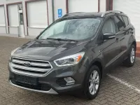 Gebraucht Ford Kuga Titanium 150 PS (110 kW) 2017 Grau SUV