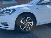 Gebraucht VW Golf VII Join 131 PS (96 kW) 2019 Weiß Kombi