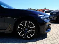 Gebraucht BMW 750 Sport Line 449 PS (330 kW) 2016 Schwarz Limousine
