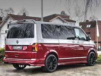 Używany VW Multivan Sportline 230 KM (169 kW) 2024 Srebrny Minivan