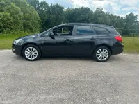Gebraucht Opel Astra Edition 179 PS (131 kW) 2012 Schwarz Kombi