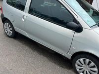 Usata Renault Twingo 75 CV (55 kW) 2004 Grigio Utilitaria