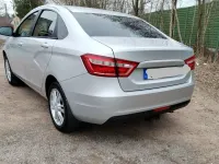 Gebraucht Lada Vesta 106 PS (77 kW) 2017 Silber Limousine