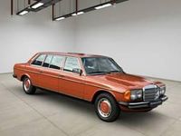 Gebraucht Mercedes 250 129 PS (94 kW) 1978 Orange Limousine