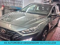 Gebraucht Hyundai i30 Select 116 PS (85 kW) 2021 Grau Kombi