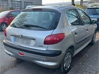Gebraucht Peugeot 206 75 PS (55 kW) 2000 Grau Kleinwagen
