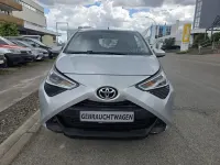 Gebraucht Toyota Aygo X-play 72 PS (52 kW) 2020 Silber Kleinwagen