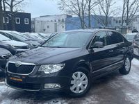 Gebraucht Skoda Superb 160 PS (117 kW) 2010 Grau Limousine