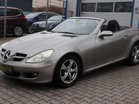 Gebraucht Mercedes SLK200 163 PS (119 kW) 2006 Silber Cabrio