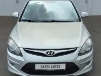 Gebraucht Hyundai i30 90 PS (66 kW) 2011 Silber Kombi