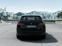 Gebraucht BMW 220 Active Tourer Performance 170 PS (125 kW) 2025 Schwarz Van / Kleinbus