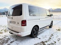 Gebraucht VW Multivan 179 PS (131 kW) 2012 Weiß Van