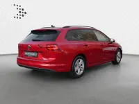 Gebraucht VW Golf VIII Life 150 PS (110 kW) 2022 Rot Kombi