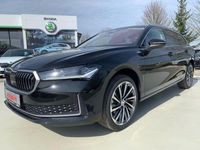 Gebraucht Skoda Superb LAURIN & KLEMENT 150 PS (110 kW) 2024 Ebony schwarz metallic (metallic) Kombi