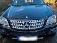 Gebraucht Mercedes ML320 224 PS (164 kW) 2008 Schwarz SUV