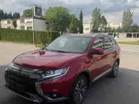 Gebraucht Mitsubishi Outlander Diamant Edition 150 PS (110 kW) 2019 Rot SUV