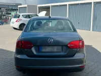Używany VW Jetta 105 KM (77 kW) 2011 Srebrny Sedan/Limuzyna