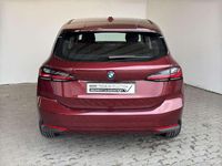Gebraucht BMW 220 170 PS (125 kW) 2025 Piemont rot met. Kombi