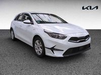 Gebraucht Kia Ceed Vision 140 PS (102 kW) 2025 Weiß Kleinwagen