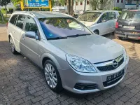 Gebraucht Opel Vectra Edition 155 PS (114 kW) 2007 Starsilber iii m2 Kombi