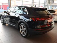 Gebraucht Audi e-tron 300 kW (408 PS) 2022 Schwarz SUV