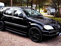 Gebraucht Mercedes ML320 218 PS (160 kW) 1998 Schwarz SUV