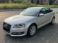 Gebraucht Audi A3 105 PS (77 kW) 2010 Grau Kleinwagen