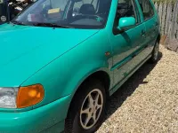 Gebraucht VW Polo 50 PS (36 kW) 1999 Grün Kleinwagen