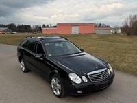 Gebraucht Mercedes E220 150 PS (110 kW) 2006 Schwarz Kombi