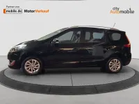 Gebraucht Renault Scénic III Initiale Paris 132 PS (97 kW) 2013 Schwarz Van / Kleinbus