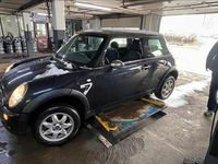 Second-hand Mini ONE 90 CP (66 kW) 2007 Negru Hatchback