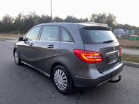 Gebraucht Mercedes B180 109 PS (80 kW) 2014 Van / Kleinbus