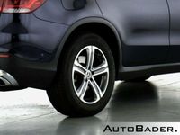 Gebraucht Mercedes GLC220 Exclusive 194 PS (142 kW) 2022 890 cavansitblau (metallic) SUV