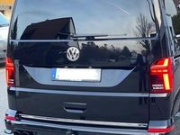 Gebraucht VW Multivan Sport 199 PS (146 kW) 2021 Schwarz Van