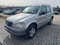 Gebraucht Mercedes ML270 163 PS (119 kW) 2000 Silber SUV