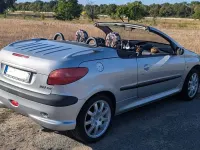 Gebraucht Peugeot 206 CC 136 PS (100 kW) 2002 Silber Cabrio