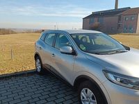 Gebraucht Renault Kadjar Life 131 PS (96 kW) 2017 Silber SUV