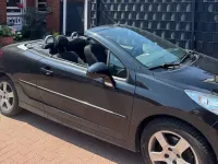 Gebraucht Peugeot 207 CC 120 PS (88 kW) 2012 Schwarz Cabrio