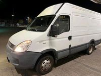 Gebraucht Iveco Daily 136 PS (100 kW) 2009 Weiß Van / Kleinbus