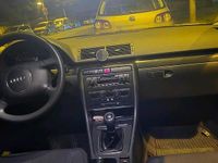 Gebraucht Audi A4 115 PS (84 kW) 2002 Grau Limousine