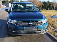 Gebraucht VW Tiguan Move 150 PS (110 kW) 2024 Blau SUV