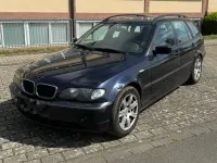 Gebraucht BMW 320 150 PS (110 kW) 2005 Blau Kombi