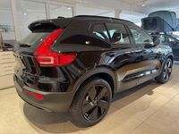 Nowe Volvo XC40 Plus 163 KM (119 kW) 2026 Czarny SUV