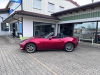 Neu Mazda MX5 Exclusive-Line 132 PS (97 kW) 2025 Rot Cabrio