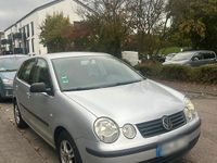 Gebraucht VW Polo 75 PS (55 kW) 2002 Silber Kleinwagen