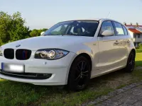 Gebraucht BMW 116 122 PS (89 kW) 2009 Weiß Kleinwagen