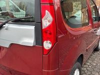 Gebraucht Renault Kangoo 102 PS (75 kW) 2009 Rot Limousine