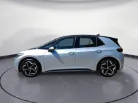 Gebraucht VW ID.3 Pro Performance 150 kW (204 PS) 2023 Scale silver metallic/schwarz Kleinwagen
