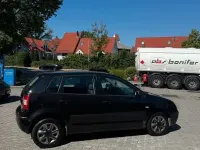 Gebraucht VW Polo Basis 75 PS (55 kW) 2005 Schwarz Limousine